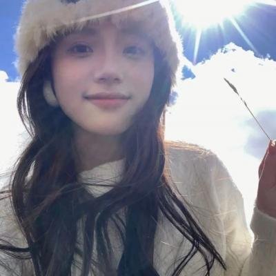 银杏飘落
